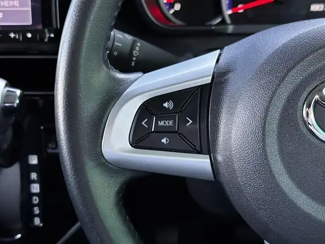 トヨタ ルーミー カスタムG 宮城県 2019(令1)年 5.8万km パールホワイトⅢ コンフォートパッケージ/・シートヒーター（運転席/助手席）/・シートバックテーブル（運転席/助手席）/＝＝＝/モデリスタリアスポイラー/スマートアシスト3/・衝突回避支援ブレーキ機能/・衝突警報機能/・車線逸脱警報機能/・誤発進抑制制御機能/・先行車発進お知らせ機能/・オートハイビーム/・コーナーセンサー/アルパイン9インチナビ（X9Z）/・CD/DVD/・Bluetooth/・フルセグTV/バックカメラ/ビルトインETC/両側パワースライドドア/革巻きステアリング/ステアリングスイッチ/クルーズコントロール/革調シートカバー/LEDヘッドランプ/フォグランプ/オートライト/スマートキー＆プッシュスタート/電動格納ミラー/純正14インチAW/純正ドアバイザー/純正フロアマット/Wエアバッグ