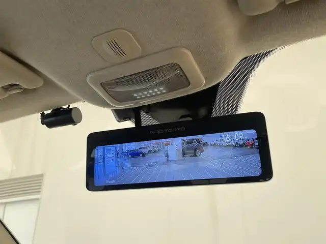 フィアット ５００ ツインエア ドルチェヴィータ 岡山県 2022(令4)年 3万km ビアンコ・ガーラ 純正ディスプレイオーディオ/社外デジタルインナーミラー　/ドラレコ　/オートA/C　/クルーズコントロール　/ガラスサンルーフ　/USB　/Bluetooth　/アップルカープレイ　/ステアリングリモコン　/キセノンヘッドライト　/フォグライト　/クローム装飾バンパー　/１５インチアルミ　/Dolcevita専用バッチ　/PDC　/ドアバイザー