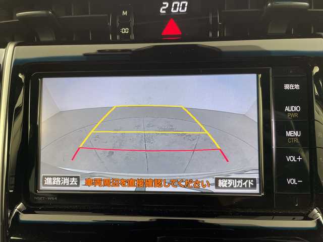 トヨタ ハリアー プレミアム 道央・札幌 2015(平27)年 2.1万km シルバーM ・４ＷＤ/寒冷地仕様　/・純正ディーラーOPナビ/・BT/CD/SD/フルセグTV）　/・バックカメラ/・純正エンジンスターター/ETC/・クルーズコントロール　/・ＭＴモード付ＡＴ　/・パワーバックドア　/・ハーフレザーシート/前席パワーシート　/・ステアリングスイッチ/・アイドリングストップ/・LEDヘッドライト/オートライト/・オートマチックハイビーム/・プッシュスタート/スマートキー/・スペアキー（１本）/・電動格納ミラー/・社外ドライブレコーダー前方（DC-DR410）/・