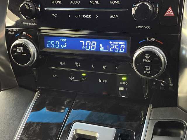 トヨタ アルファード S タイプゴールド 新潟県 2020(令2)年 6.4万km ブラック 純正ディスプレイオーディオ/(CD.DVD.Bluetooth)/バックカメラ/三眼LEDヘッドライト/トヨタセーフティセンス/・プリクラッシュセーフティ/・レーンキープアシスト/・レーダークルーズコントロール/・オートマチックハイビーム/革巻きステアリング/ステアリングリモコン/両側パワースライドドア/前後ドライブレコーダー/パワーバックドア/ビルトインETC/コーナーセンサー/プッシュスタート/スマートキー×2/純正フロアマット