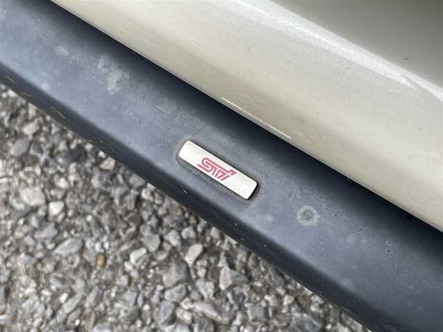 スバル インプレッサ Ｇ４ 2．0i プラウドED 茨城県 2016(平28)年 8.5万km クリスタルホワイトP (株)IDOMが運営する【じしゃロン水戸店】の自社ローン専用車両になりますこちらは現金またはオートローンご利用時の価格です。自社ローンご希望の方は別途その旨お申付け下さい/carrozzeriaナビ/フルセグTV/DVD/CD/BTオーディオ/バックカメラ/クルーズコントロール/前席パワーシート/ドライブレコーダー/アイドリングストップ/プッシュスタート/スマートキー/ETC/純正16インチAW/キセノンヘッドライト/オートライト/保証書/取説/スペアキー