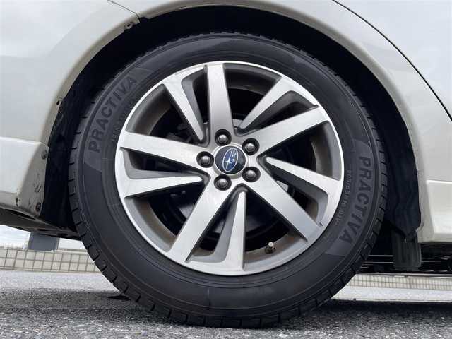 スバル インプレッサ Ｇ４ 2．0i プラウドED 茨城県 2016(平28)年 8.5万km クリスタルホワイトP (株)IDOMが運営する【じしゃロン水戸店】の自社ローン専用車両になりますこちらは現金またはオートローンご利用時の価格です。自社ローンご希望の方は別途その旨お申付け下さい/carrozzeriaナビ/フルセグTV/DVD/CD/BTオーディオ/バックカメラ/クルーズコントロール/前席パワーシート/ドライブレコーダー/アイドリングストップ/プッシュスタート/スマートキー/ETC/純正16インチAW/キセノンヘッドライト/オートライト/保証書/取説/スペアキー