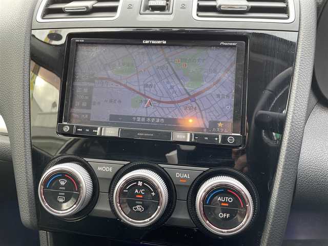 スバル インプレッサ Ｇ４ 2．0i プラウドED 茨城県 2016(平28)年 8.5万km クリスタルホワイトP (株)IDOMが運営する【じしゃロン水戸店】の自社ローン専用車両になりますこちらは現金またはオートローンご利用時の価格です。自社ローンご希望の方は別途その旨お申付け下さい/carrozzeriaナビ/フルセグTV/DVD/CD/BTオーディオ/バックカメラ/クルーズコントロール/前席パワーシート/ドライブレコーダー/アイドリングストップ/プッシュスタート/スマートキー/ETC/純正16インチAW/キセノンヘッドライト/オートライト/保証書/取説/スペアキー