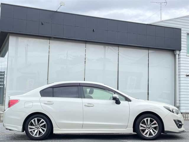 スバル インプレッサ Ｇ４ 2．0i プラウドED 茨城県 2016(平28)年 8.5万km クリスタルホワイトP (株)IDOMが運営する【じしゃロン水戸店】の自社ローン専用車両になりますこちらは現金またはオートローンご利用時の価格です。自社ローンご希望の方は別途その旨お申付け下さい/carrozzeriaナビ/フルセグTV/DVD/CD/BTオーディオ/バックカメラ/クルーズコントロール/前席パワーシート/ドライブレコーダー/アイドリングストップ/プッシュスタート/スマートキー/ETC/純正16インチAW/キセノンヘッドライト/オートライト/保証書/取説/スペアキー