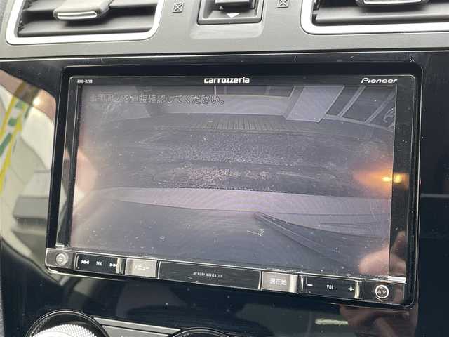 スバル インプレッサ Ｇ４ 2．0i プラウドED 茨城県 2016(平28)年 8.5万km クリスタルホワイトP (株)IDOMが運営する【じしゃロン水戸店】の自社ローン専用車両になりますこちらは現金またはオートローンご利用時の価格です。自社ローンご希望の方は別途その旨お申付け下さい/carrozzeriaナビ/フルセグTV/DVD/CD/BTオーディオ/バックカメラ/クルーズコントロール/前席パワーシート/ドライブレコーダー/アイドリングストップ/プッシュスタート/スマートキー/ETC/純正16インチAW/キセノンヘッドライト/オートライト/保証書/取説/スペアキー