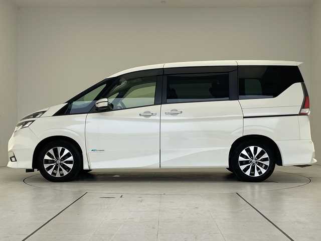 日産 セレナ ハイウェイスター プロパイロットED 愛知県 2017(平29)年 6.9万km ブリリアントホワイトパール プロパイロット/純正9型ナビ/両側パワースライドドア/クルーズコントロール/CD DVD/Bluetooth/フルセグ/バックカメラ/コーナーセンサー/純正アルミホイール/ETC/LEDヘッドライト/レーンキープアシスト/スマートキー/プッシュスタート