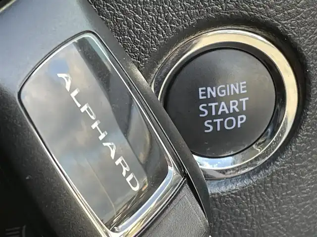 トヨタ アルファード S Cパッケージ 福岡県 2020(令2)年 4.1万km ブラック フリップダウンモニター/純正９インチＤＡナビ/フルセグTV/CD/DVD/BT/AM/FM/applecarplay/androidauto/Miracast/黒革シート/トヨタセーフティセンス/PCS/LTA/PKSB/クリアランスソナー/RCTA/横滑り防止装置/デジタルインナーミラー/バックカメラ/ＢＳＭ/ステアリングヒーター/前席シートヒーター/ベンチレーション/ステアリングリモコン/パワーバックドア/両側パワースライドドア/前席パワーシート/シートメモリー/オットマン/スマートキー/プッシュスタート/ビルトインETC