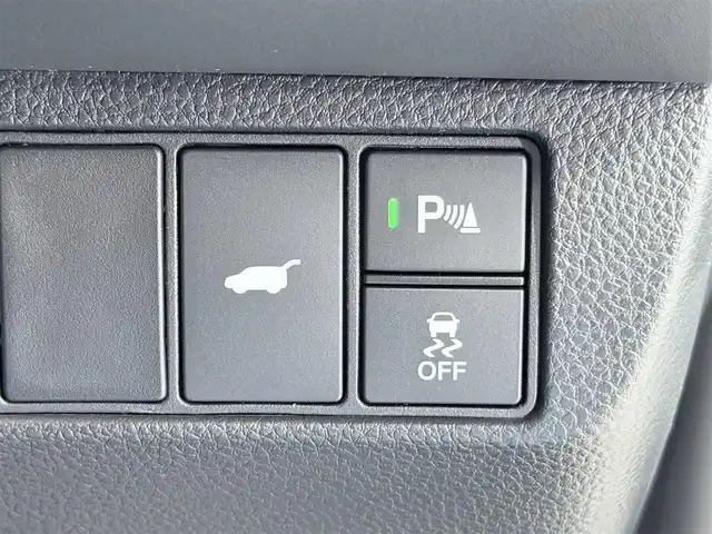 ホンダ ヴェゼル ハイブリッド e:HEV Z 大阪府 2025(令7)年 0.1千km クリスタルブラックパール 登録済未使用　純正ナビ　フルセグＴＶ　衝突軽減Ｂ　レーンアシスト　ＢＳＭ　レーダークルーズＣ　バックカメラ　ＥＴＣ　電動リアゲート　コーナーセンサー　ハンドルヒーター　シートヒーター　ハーフレザー