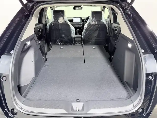 ホンダ ヴェゼル ハイブリッド e:HEV Z 大阪府 2025(令7)年 0.1千km クリスタルブラックパール 登録済未使用　純正ナビ　フルセグＴＶ　衝突軽減Ｂ　レーンアシスト　ＢＳＭ　レーダークルーズＣ　バックカメラ　ＥＴＣ　電動リアゲート　コーナーセンサー　ハンドルヒーター　シートヒーター　ハーフレザー