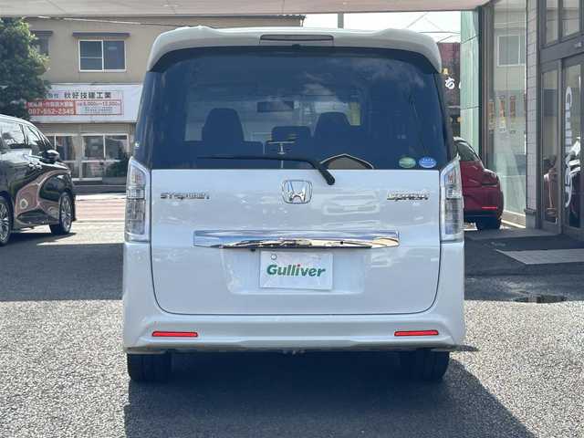 ホンダ ステップワゴン スパーダ Z クールスピリット 大分県 2014(平26)年 7.3万km ホワイトオーキッドパール ・ハーフレザーシート　プライムスムースファブリック/・純正ナビ/　ワンセグテレビ/　DVD/　Bluetooth/　SD/　ラジオ/・両側パワースライドドア/・3列目床下格納シート/・アイドリングストップ/・エコアシスト/・ETC/・パドルシフト/・ステアリングスイッチ/・横滑り制御システム/・ウィンカーミラー/・革巻きステアリング/・革巻きセレクトレバー/・社外フォグランプ/・純正17インチアルミホイル/・プライバシーガラス/・ドアバイザー/・保証書/・スペアキー１本