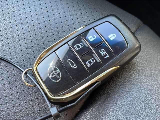 トヨタ アルファード S タイプゴールド 長野県 2020(令2)年 3.4万km ホワイトパールクリスタルシャイン モデリスタエアロ/カロッツェリアナビフルセグＴＶ/バックカメラ/両側パワースライドドア/パワーバックドア/社外足回り（純正サス積込）/社外20インチアルミ/ハーフレザーシート/ブラックレザー調シートカバー/保証書/スペアキー