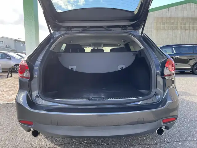 マツダ アテンザ ワゴン XD 新潟県 2013(平25)年 9.9万km メテオグレーマイカ (株)IDOMが運営する【じしゃロン新潟店】の自社ローン専用車両になります。/こちらは現金またはオートローンご利用時の価格です。自社ローンご希望の方は別途その旨お申付け下さい/プッシュスタート/クルーズコントロール/バックカメラ/純正ナビ/ワンセグテレビ(走行時視聴可能)/Bluetooth接続可能/CD、DVD、AM、FM視聴可能/ETC/純正AW/純正フロアマット/キセノンヘッドランプ