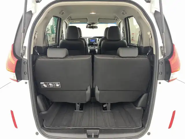 ホンダ フリード クロスター 福島県 2023(令5)年 4.1万km プラチナホワイトパール ホンダセンシング　/・衝突軽減ブレーキ　/・クルーズコントロール　/・路外逸脱抑制機能/・歩行者事故低減ステアリング/・先行車発進お知らせ/純正ナビゲーション/・型式：CN-HE02D/・Bluetooth/TV/CD/DVD/AM・FM/SD/USB/。バックカメラ/・ETC/前後ドライブレコーダー/両側パワースライドドア/革巻きステアリング/・ステアリングスイッチ/シートヒーター/プッシュスタート/・スマートキー/LEDライト/・フォグライト/・オートライト/純正フロアマット