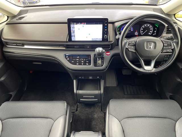 ホンダ オデッセイ ハイブリッド e:HEVアブソルート EX 岐阜県 2020(令2)年 4.9万km プレミアムスパークルブラックパール 純正10インチインターナビ/・フルセグ/BT/CD/DVD/HDMI/マルチビューモニター/フリップダウンモニター/前後ドライブレコーダー/両側パワースライドドア/パワーバックドア/ETC2.0/ハーフレザーシート/・パワーシート/・オットマン/ホンダセンシング/・衝突軽減ブレーキ/・誤発進抑制機能(前方・後方)/・近距離衝突軽減ブレーキ/・急アクセル抑制機能/・路外逸脱抑制機能/・歩行者事故低減ステアリング/・車線維持支援システム/・標識認識機能/・先行車発進お知らせ機能/・渋滞追従機能付きアダプティブクルーズコントロール/・ブラインドスポットインフォメーション/LEDヘッドライト/・フォグランプ/プッシュスタート/スマートキー/純正フロアマット/純正ドアバイザー