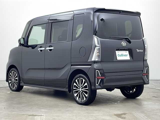 ダイハツ タント カスタム RS 秋田県 2021(令3)年 0.5万km ブラックマイカメタリック 4WD/スマートアシスト　/フローティングナビ　/　　CD/DVD/BT/フルセグTV/バックカメラ　/両側パワースライドドア　/レーダークルーズコントロール　/LEDオートライト　/ハーフレザーシート　/前席シートヒーター/純正15インチアルミホイール　/リアサンシェード/アイドリングストップ/ステアリングスイッチ/スマートキー　/ビルトインETC