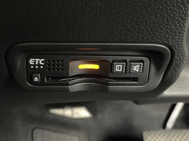 ホンダ ヴェゼル ハイブリッド Z ホンダセンシング 埼玉県 2020(令2)年 4.7万km プラチナホワイトパール 社外メモリーナビ/（ＣＤ・ＤＶＤ・ＢＴ）/フルセグＴＶ/アダプティブクルーズコントロール/衝突軽減ブレーキ/レーンアシスト/横滑り防止装置/タン／黒ハーフレザーシート/前席ートヒーター/前後ドラレコ/スマートキー/ビルトインＥＴＣ/ＬＥＤヘッドライト/ブレーキホールド/純正アルミホイール/純正フロアマット/純正ドアバイザー