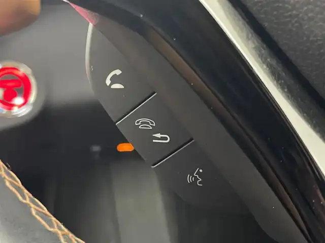 ホンダ ヴェゼル ハイブリッド Z ホンダセンシング 埼玉県 2020(令2)年 4.7万km プラチナホワイトパール 社外メモリーナビ/（ＣＤ・ＤＶＤ・ＢＴ）/フルセグＴＶ/アダプティブクルーズコントロール/衝突軽減ブレーキ/レーンアシスト/横滑り防止装置/タン／黒ハーフレザーシート/前席ートヒーター/前後ドラレコ/スマートキー/ビルトインＥＴＣ/ＬＥＤヘッドライト/ブレーキホールド/純正アルミホイール/純正フロアマット/純正ドアバイザー