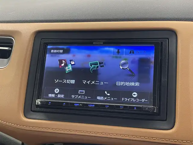 ホンダ ヴェゼル ハイブリッド Z ホンダセンシング 埼玉県 2020(令2)年 4.7万km プラチナホワイトパール 社外メモリーナビ/（ＣＤ・ＤＶＤ・ＢＴ）/フルセグＴＶ/アダプティブクルーズコントロール/衝突軽減ブレーキ/レーンアシスト/横滑り防止装置/タン／黒ハーフレザーシート/前席ートヒーター/前後ドラレコ/スマートキー/ビルトインＥＴＣ/ＬＥＤヘッドライト/ブレーキホールド/純正アルミホイール/純正フロアマット/純正ドアバイザー