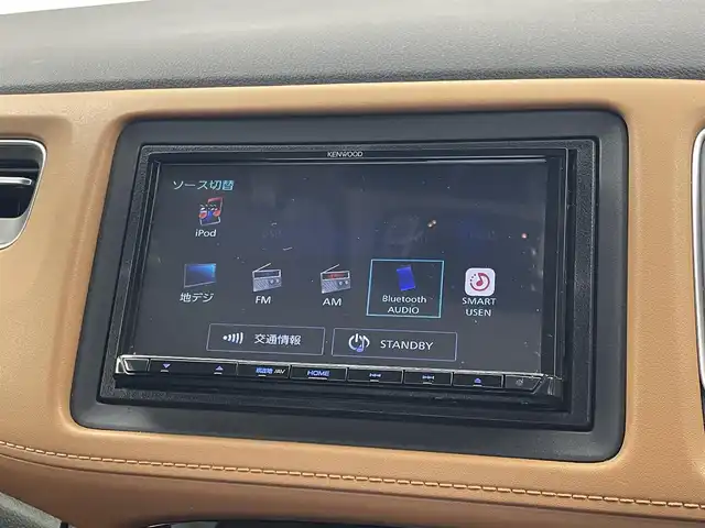 ホンダ ヴェゼル ハイブリッド Z ホンダセンシング 埼玉県 2020(令2)年 4.7万km プラチナホワイトパール 社外メモリーナビ/（ＣＤ・ＤＶＤ・ＢＴ）/フルセグＴＶ/アダプティブクルーズコントロール/衝突軽減ブレーキ/レーンアシスト/横滑り防止装置/タン／黒ハーフレザーシート/前席ートヒーター/前後ドラレコ/スマートキー/ビルトインＥＴＣ/ＬＥＤヘッドライト/ブレーキホールド/純正アルミホイール/純正フロアマット/純正ドアバイザー