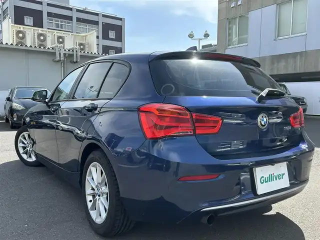 ＢＭＷ １１８ｉ スタイル 島根県 2015(平27)年 5.6万km ディープシーブルー ワンオーナー/純正ナビ/（Ｂｌｕｅｔｏｏｔｈ/CD/DVD/ラジオ）/ＥＴＣ/バックカメラ/クルーズコントロール/後方コーナーセンサー/レーンキープアシスト/ブレーキアシスト/オートライト/１６インチ純正アルミホイール/純正LEDヘッドライト/横滑り防止装置/ハーフレザーシート
