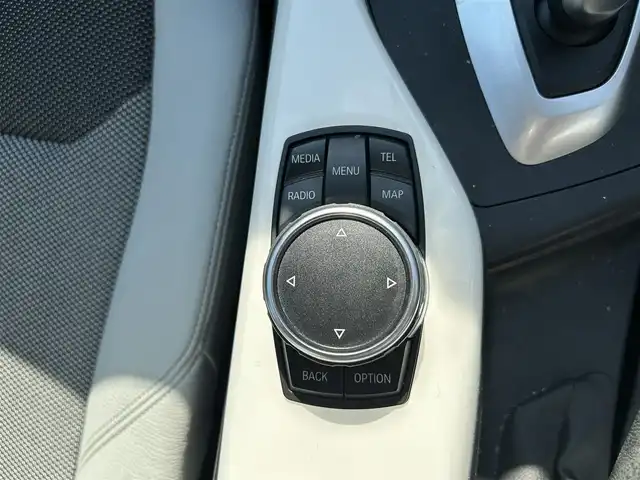 ＢＭＷ １１８ｉ スタイル 島根県 2015(平27)年 5.6万km ディープシーブルー ワンオーナー/純正ナビ/（Ｂｌｕｅｔｏｏｔｈ/CD/DVD/ラジオ）/ＥＴＣ/バックカメラ/クルーズコントロール/後方コーナーセンサー/レーンキープアシスト/ブレーキアシスト/オートライト/１６インチ純正アルミホイール/純正LEDヘッドライト/横滑り防止装置/ハーフレザーシート