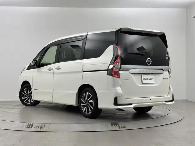 日産 セレナ e－パワー ハイウェイスター V 埼玉県 2020(令2)年 3.2万km ブリリアントホワイトパール 純正ナビ/(Bluetooth/Blu-ray/CD/DVD/AM/FM)/地デジフルセグ/デジタルインナーミラー/前方ドライブレコーダー/アラウンドビューモニター/バックカメラ/プロパイロット/ブラインドスポットモニター/車線逸脱防止/車線逸脱警報/ETC/両側パワースライドドア/プッシュスタート/電子パーキングシステム/オートブレーキホールド/ドライブモードセレクト/ステアリングリモコン/純正フロアマット/純正ドアバイザー/純正16インチアルミホイール