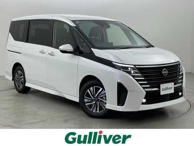 日産 セレナ e－パワー ハイウェイスター V 福岡県 2025(令7)年 0.1万km未満 プリズムホワイト 登録済未使用車　/純正１２．３型ナビ　/全方位カメラ　/ＥＴＣ２．０　/前後ドラレコ　/デジタルルームミラー　/ＡＣＣ　/コーナーセンサー　/エマージェンシーブレーキ　/レーンキープ　/ＢＳＭ　/両側電動スライドドア