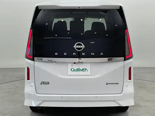 日産 セレナ e－パワー ハイウェイスター V 福岡県 2025(令7)年 0.1万km未満 プリズムホワイト 登録済未使用車　/純正１２．３型ナビ　/全方位カメラ　/ＥＴＣ２．０　/前後ドラレコ　/デジタルルームミラー　/ＡＣＣ　/コーナーセンサー　/エマージェンシーブレーキ　/レーンキープ　/ＢＳＭ　/両側電動スライドドア