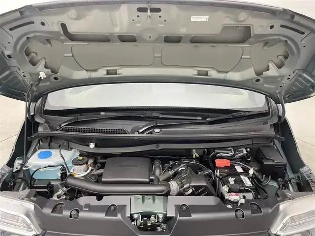 ホンダ Ｎ ＷＧＮ L スタイル+ビター 千葉県 2023(令5)年 1.4万km ブリティッシュグリーンP ホンダセンンシング/　・アダプティブ・クルーズ・コントロール（ACC）/　・車線維持支援システム（LKAS）/　・衝突軽減ブレーキ（CMBS）/　・誤発進抑制機能（前進）/　・歩行者事故低減ステアリング/　・路外逸脱抑制機能/　・先行車発進お知らせ機能/　・標識認識機能/　・オートハイビーム/　・誤発進抑制機能（後進）/純正9インチメモリナビ/　CD/DVD/BT/USB/フルセグTV/バックカメラ/ETC/電子パーキング/オートホールドブレーキ/ステアリングスイッチ/前席シートヒーター/ハーフレザーシート/純正フロアマット/LEDヘッドライト/ドアバイザー/ウィンカーミラー