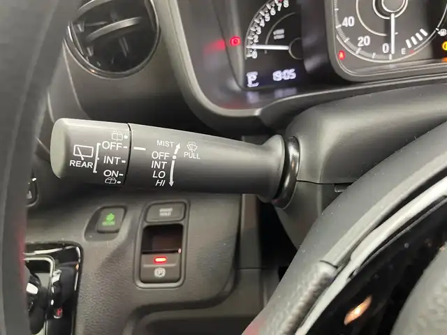 ホンダ Ｎ ＷＧＮ L スタイル+ビター 千葉県 2023(令5)年 1.4万km ブリティッシュグリーンP ホンダセンンシング/　・アダプティブ・クルーズ・コントロール（ACC）/　・車線維持支援システム（LKAS）/　・衝突軽減ブレーキ（CMBS）/　・誤発進抑制機能（前進）/　・歩行者事故低減ステアリング/　・路外逸脱抑制機能/　・先行車発進お知らせ機能/　・標識認識機能/　・オートハイビーム/　・誤発進抑制機能（後進）/純正9インチメモリナビ/　CD/DVD/BT/USB/フルセグTV/バックカメラ/ETC/電子パーキング/オートホールドブレーキ/ステアリングスイッチ/前席シートヒーター/ハーフレザーシート/純正フロアマット/LEDヘッドライト/ドアバイザー/ウィンカーミラー