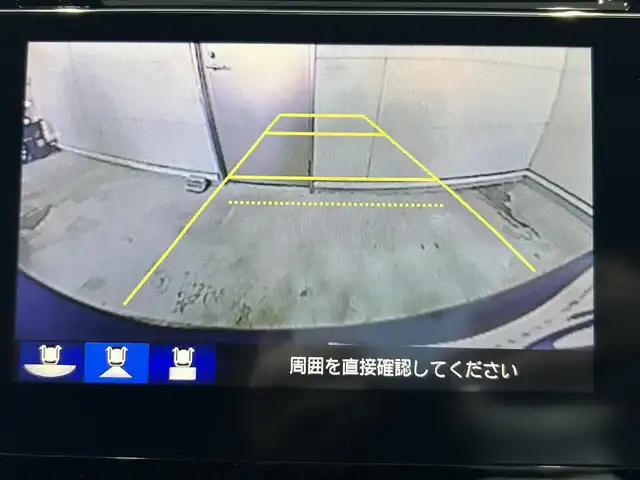 ホンダ フィット ハイブリット 沖縄県 2014(平26)年 5.5万km ブリリアントスポーティブルーメタリック2トーン (株)IDOMが運営する【じしゃロンコザ店】の自社ローン専用車両になりますこちらは現金またはオートローンご利用時の価格です。自社ローンご希望の方は別途その旨お申付け下さい/・純正ナビ/・バックカメラ/・Bluetooth接続/・TV/・スマートキー/・プッシュスタート/・ETC/・LEDヘッドライト/・純正フロアマット/・オートライト