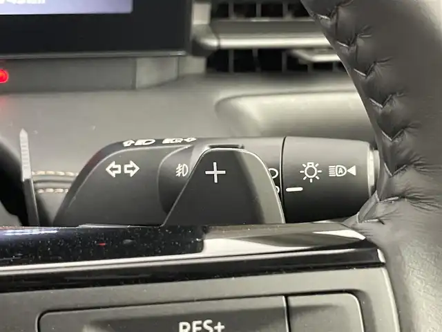 日産 セレナ ハイウェイスター V 埼玉県 2023(令5)年 0.3万km ダイヤモンドブラック ＡＬＰＩＮＥＳＴＹＬＥ　フルエアロ　プロパイロット　１２．３インチメーカーナビ　全方位　ワイヤレス充電　インテリジェントルームミラー　ＢＳＩ　フリップダウンモニター　ＥＴＣ２．０　ハンズフリー　地デジ