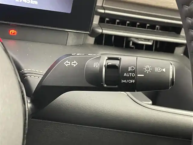 日産 セレナ ハイウェイスター V 埼玉県 2023(令5)年 0.3万km ダイヤモンドブラック ＡＬＰＩＮＥＳＴＹＬＥ　フルエアロ　プロパイロット　１２．３インチメーカーナビ　全方位　ワイヤレス充電　インテリジェントルームミラー　ＢＳＩ　フリップダウンモニター　ＥＴＣ２．０　ハンズフリー　地デジ