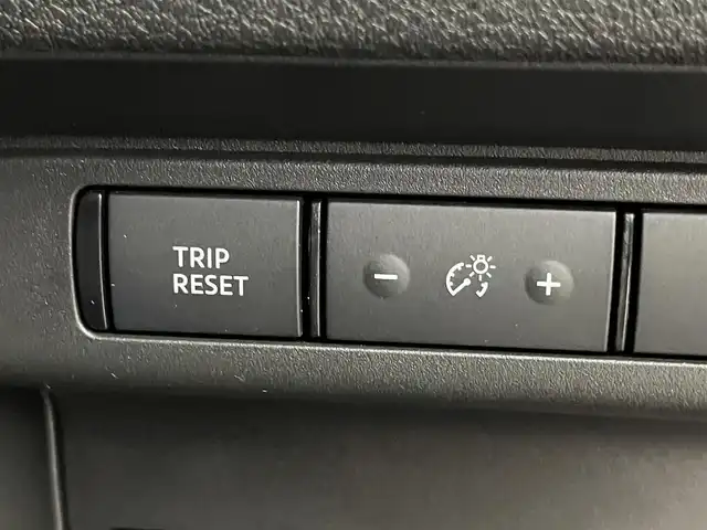 日産 セレナ ハイウェイスター V 埼玉県 2023(令5)年 0.3万km ダイヤモンドブラック ＡＬＰＩＮＥＳＴＹＬＥ　フルエアロ　プロパイロット　１２．３インチメーカーナビ　全方位　ワイヤレス充電　インテリジェントルームミラー　ＢＳＩ　フリップダウンモニター　ＥＴＣ２．０　ハンズフリー　地デジ