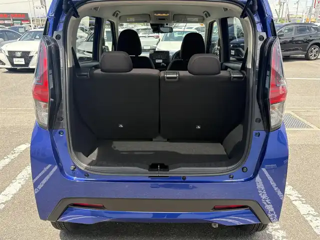 日産 デイズ HWS X プロパイロットED 徳島県 2022(令4)年 3万km アトランティックブルー 純正ナビゲーション/（TV/ラジオ/CD/SD/Bluetooth）　/全方位カメラ　/プロパイロット　/ＬＥＤヘッドライト　/ＥＴＣ　/革巻きステアリング/ウィンカーミラー/電動格納ミラー/ステアリングリモコン/アイドリングストップ　/電気式パーキングブレーキ　/オートホールド　/プッシュスタート　/スマートキー　/スペアキー　/フロアマット/リヤワイパー