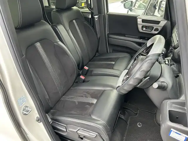ホンダ Ｎ ＢＯＸ カスタム L ターボ スタイル+ブラック 茨城県 2022(令4)年 0.7万km プラチナホワイトパール プッシュスタート/スマートキー/アイドリングストップ/クルーズコントロール/純正ナビ/Bluetooth/前後ドラレコ/前席シートヒーター/両側パワースライドドア/純正フロアマット/コーナーセンサー/オートマチックハイビーム