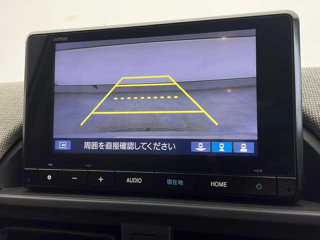 ホンダ フリード ハイブリット e:HEV AIR 千葉県 2024(令6)年 0.6万km プラチナホワイトパール ホンダセンシング/衝突軽減ブレーキ/レーダークルーズコントロール/路外逸脱抑制機能/府見間違い防止/パーキングセンサー/標識認識/レーンキープアシスト/先行車発進お知らせ/両側パワースライドドア/純正ナビ（Gathers：LXM-245ZFEi）/フルセグ/Bluetooth/バックカメラ/オートブレーキホールド/ビルトインETC/ステアリングスイッチ/ロールサンシェード/純正フロアマット/LEDヘッドライト/カーテンエアバッグ