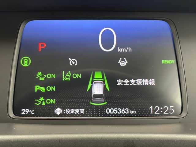 ホンダ フリード ハイブリット e:HEV AIR 千葉県 2024(令6)年 0.6万km プラチナホワイトパール ホンダセンシング/衝突軽減ブレーキ/レーダークルーズコントロール/路外逸脱抑制機能/府見間違い防止/パーキングセンサー/標識認識/レーンキープアシスト/先行車発進お知らせ/両側パワースライドドア/純正ナビ（Gathers：LXM-245ZFEi）/フルセグ/Bluetooth/バックカメラ/オートブレーキホールド/ビルトインETC/ステアリングスイッチ/ロールサンシェード/純正フロアマット/LEDヘッドライト/カーテンエアバッグ