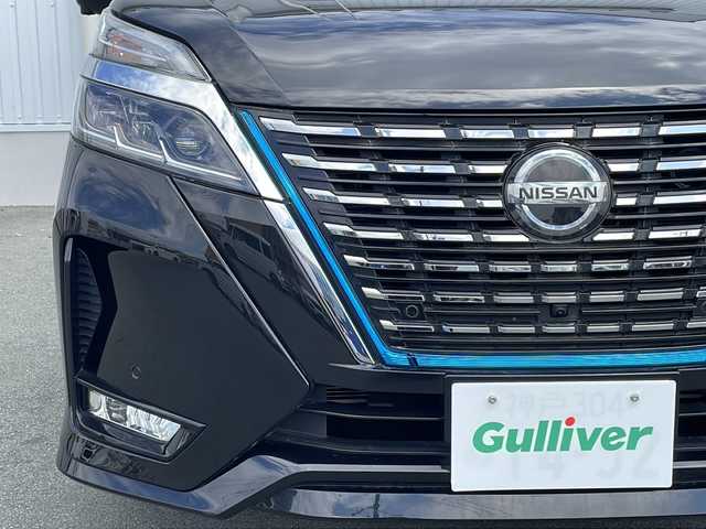 日産 セレナ e－パワー ハイウェイスター V 三重県 2019(令1)年 3.8万km ダイヤモンドブラック 純正ナビ/全周囲カメラ/クルーズコントロール/フリップダウンモニター/両側パワースライドドア/横滑り防止/ビルトインETC/ドライブレコーダー/LEDヘッドライト/オートライト/ウィンカーミラー/純正15インチアルミホイール/プッシュスタート/スマートキー/純正フロアマット/スペアキー/パーキングアシスト/電動格納ミラー/禁煙車/取扱説明書/保証書