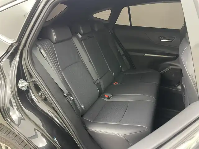 トヨタ ハリアー Z レザーパッケージ 岡山県 2022(令4)年 3.6万km プレシャスブラックパール 純正12.3インチディスプレイオーディオ(ナビ付)/（AMFM/BT/フルセグTV/USB)/パノラミックビューモニター/JBLサウンド/モデリスタフルエアロ/デジタルインナーミラー/黒レザーシート/前席パワーシート/前席シートヒーター/パワーバックドア/ビルトインETC２．０/パワーバックドア/レーダークルーズコントロール/ＬＥＤヘッドライト/オートライト/オートハイビーム/新車保証書