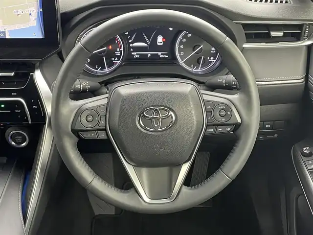 トヨタ ハリアー Z レザーパッケージ 岡山県 2022(令4)年 3.6万km プレシャスブラックパール 純正12.3インチディスプレイオーディオ(ナビ付)/（AMFM/BT/フルセグTV/USB)/パノラミックビューモニター/JBLサウンド/モデリスタフルエアロ/デジタルインナーミラー/黒レザーシート/前席パワーシート/前席シートヒーター/パワーバックドア/ビルトインETC２．０/パワーバックドア/レーダークルーズコントロール/ＬＥＤヘッドライト/オートライト/オートハイビーム/新車保証書