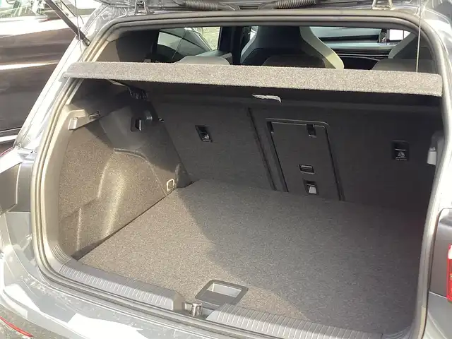 フォルクスワーゲン ＶＷ ゴルフ eTSI Rライン 千葉県 2021(令3)年 3.5万km グレー DiscoverProパッケージ/テクノロジーパッケージ/・駐車支援システム/・ヘッドアップディスプレイ/・IQ.LIGHT/前席シートヒーター/3ゾーン独立オートエアコン/スマートキー×2/ETC2.0