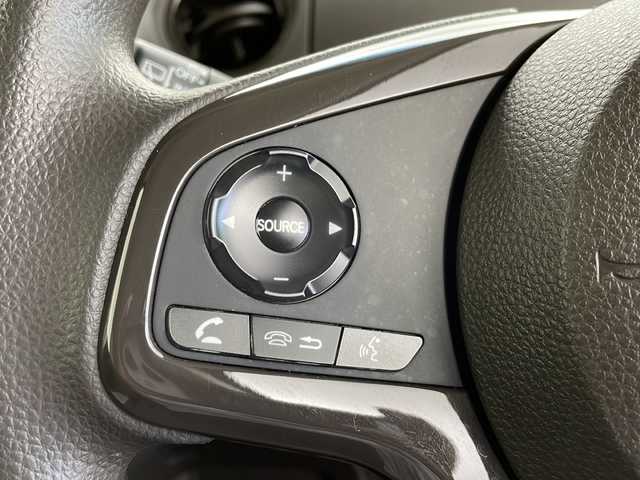ホンダ Ｎ ＢＯＸ L 千葉県 2022(令4)年 5万km ルナシルバーM ホンダセンシング/・衝突軽減ブレーキ/・誤発進抑制機能/・歩行者事故低減ステアリング/・路外逸脱抑制機能/・渋滞追従機能付きアダクティブクルーズコントロール/・車線維持支援システム/・先行車発進お知らせ機能/・後方誤発進抑制機能/・オートハイビーム/コーナーセンサー/片側パワースライドドア/社外ECLIPSEナビ/・Bluetooth/ラジオ/AUX/バックカメラ/LEDオートヘッドライト/LEDフォグランプ/ヘッドライトレベライザー/シートヒーター/ETC/電動パーキングブレーキ/オートブレーキホールド/純正14インチアルミホイール/ステアリングスイッチ/オートエアコン/プッシュスタート/スマートキー/禁煙車