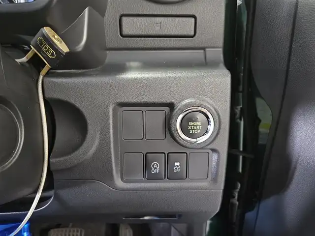 ダイハツ ブーン シルク 静岡県 2016(平28)年 3.9万km ダークエメラルドマイカ 純正ナビ/　(Bluetooth/CD/DVD)/フルセグ/ETC/ドライブレコーダー/ビークルスタビリティコントロール/LEDヘッドランプ/オートライト/電動オート格納機能付ドアミラー/オートエアコン/スエード調トリコットシート/運転席シートリフター/キーフリーシステム/プッシュボタンスタート/イモビライザー/禁煙車