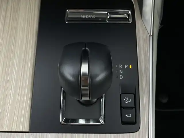 マツダ ＣＸ－６０ XD エクスクルーシブモード 新潟県 2023(令5)年 2.8万km ジェットブラックマイカ 4WD/i-Activesense/サンルーフ/BOSEプレミアムサウンド/純正SDナビ/(AM/FM/SD/フルセグ/Bluetooth)/全方位モニター/前後ドライブレコーダー/パワーバックドア/レーダークルーズコントロール/LEDオートライト/レザーシート/全席シートヒーター/前席エアシート/前席パワーシート/ステアリングヒーター/純正20インチアルミホイール/置くだけ充電/純正フロアマット/スマートキー/スペアキー/ETC