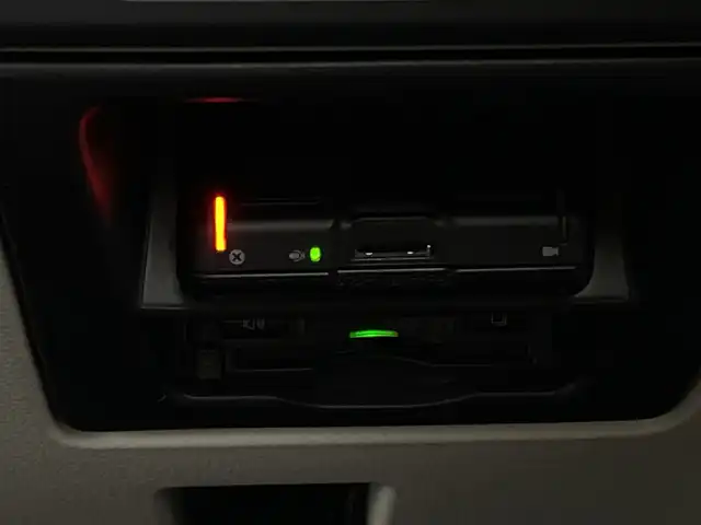 マツダ ＣＸ－６０ XD エクスクルーシブモード 新潟県 2023(令5)年 2.8万km ジェットブラックマイカ 4WD/i-Activesense/サンルーフ/BOSEプレミアムサウンド/純正SDナビ/(AM/FM/SD/フルセグ/Bluetooth)/全方位モニター/前後ドライブレコーダー/パワーバックドア/レーダークルーズコントロール/LEDオートライト/レザーシート/全席シートヒーター/前席エアシート/前席パワーシート/ステアリングヒーター/純正20インチアルミホイール/置くだけ充電/純正フロアマット/スマートキー/スペアキー/ETC