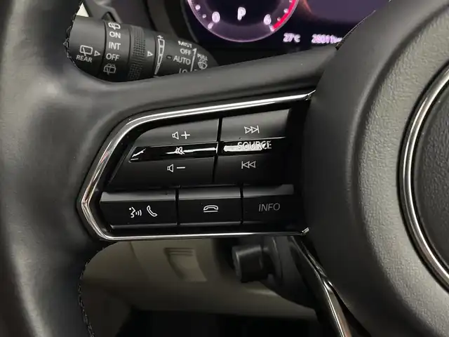 マツダ ＣＸ－６０ XD エクスクルーシブモード 新潟県 2023(令5)年 2.8万km ジェットブラックマイカ 4WD/i-Activesense/サンルーフ/BOSEプレミアムサウンド/純正SDナビ/(AM/FM/SD/フルセグ/Bluetooth)/全方位モニター/前後ドライブレコーダー/パワーバックドア/レーダークルーズコントロール/LEDオートライト/レザーシート/全席シートヒーター/前席エアシート/前席パワーシート/ステアリングヒーター/純正20インチアルミホイール/置くだけ充電/純正フロアマット/スマートキー/スペアキー/ETC