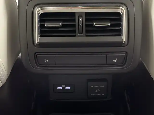 マツダ ＣＸ－６０ XD エクスクルーシブモード 新潟県 2023(令5)年 2.8万km ジェットブラックマイカ 4WD/i-Activesense/サンルーフ/BOSEプレミアムサウンド/純正SDナビ/(AM/FM/SD/フルセグ/Bluetooth)/全方位モニター/前後ドライブレコーダー/パワーバックドア/レーダークルーズコントロール/LEDオートライト/レザーシート/全席シートヒーター/前席エアシート/前席パワーシート/ステアリングヒーター/純正20インチアルミホイール/置くだけ充電/純正フロアマット/スマートキー/スペアキー/ETC