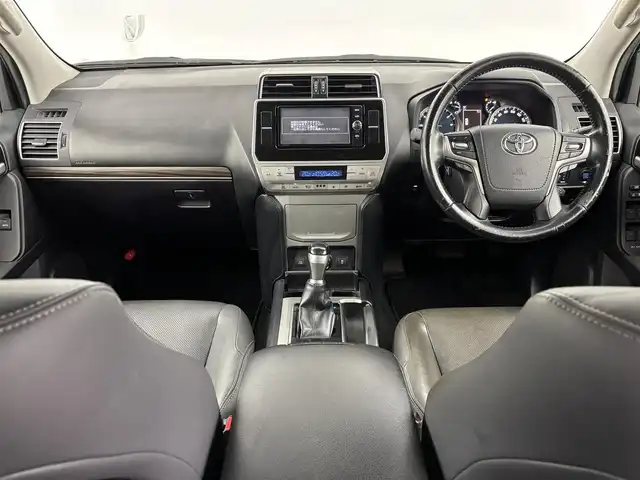 トヨタ ランドクルーザー プラド TX Lパッケージ 埼玉県 2018(平30)年 3.8万km ホワイトパールクリスタルシャイン 純正エアロ/サンルーフ　/純正ナビ　/(フルセグ/AM/FM/Bluetooth)　/ビルトインＥＴＣ　/バックカメラ　/前方ドライブレコーダー　/純正フロアマット　/シートヒーター(Ｄ＋Ｎ席)/エアシート(Ｄ＋Ｎ席)/パワーシート(Ｄ＋Ｎ席)　/純正ＡＷ１９インチ/レーンディパーチャーアラート/プリクラッシュセーフティ