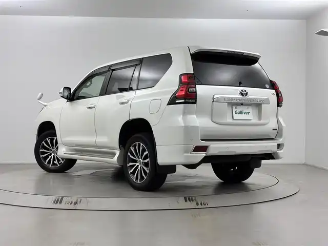 トヨタ ランドクルーザー プラド TX Lパッケージ 埼玉県 2018(平30)年 3.8万km ホワイトパールクリスタルシャイン 純正エアロ/サンルーフ　/純正ナビ　/(フルセグ/AM/FM/Bluetooth)　/ビルトインＥＴＣ　/バックカメラ　/前方ドライブレコーダー　/純正フロアマット　/シートヒーター(Ｄ＋Ｎ席)/エアシート(Ｄ＋Ｎ席)/パワーシート(Ｄ＋Ｎ席)　/純正ＡＷ１９インチ/レーンディパーチャーアラート/プリクラッシュセーフティ